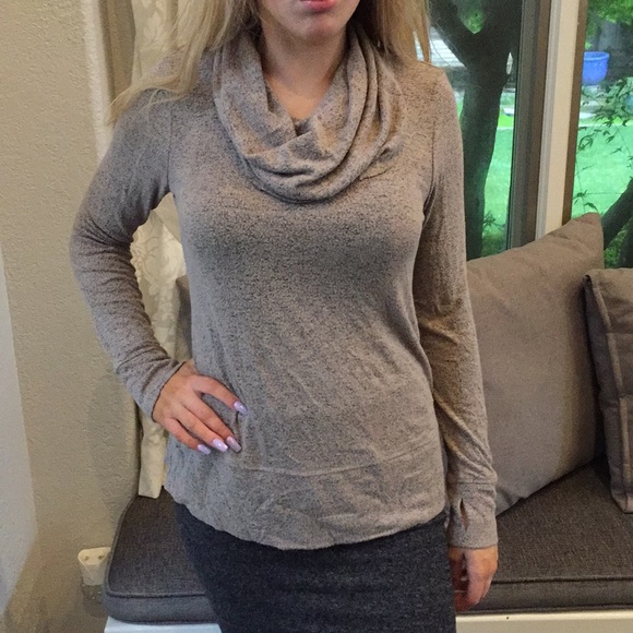 Cupio sweater cowl neck butter soft - Picture 5 of 6